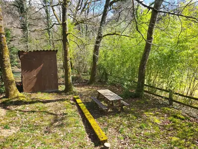 Jardin de l'établissement La Cabane