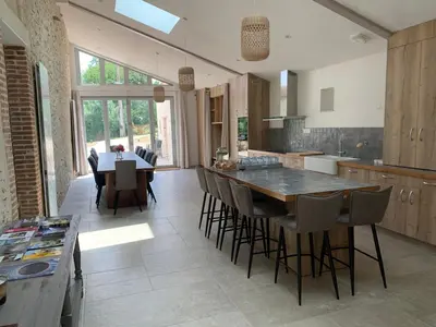Cuisine ou kitchenette dans l'établissement Le Moulin des Etrebières