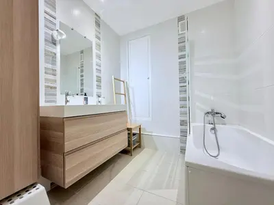 Salle de bains dans l'établissement L'instant Chatel - 5-min de la plage