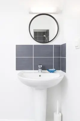 Salle de bains dans l'établissement La chambre du minage