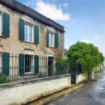 Awesome Home In Saint-Simon With Wifi