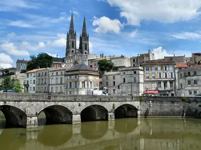 Vue sur la rivière ou le fleuve situé(e) à proximité de l'appartement