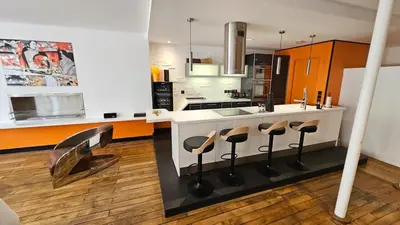 Cuisine ou kitchenette dans l'établissement Appartement lumineux & moderne au cœur du centre