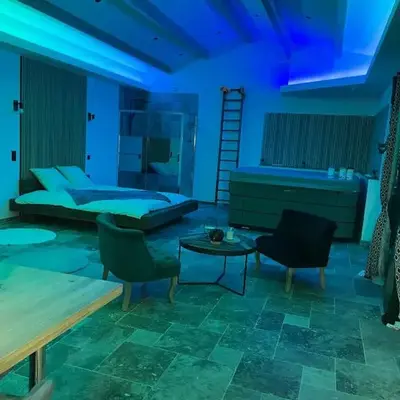 Love room