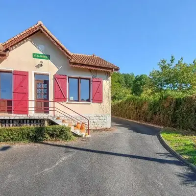 Pet Friendly Home In Nanteuil-En-Vallée With Wifi