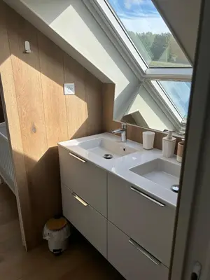Salle de bains dans l'établissement Les hauts de Grandmont logement complet 12-15 personnes