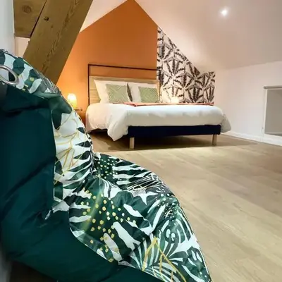 La chambre aux hommes