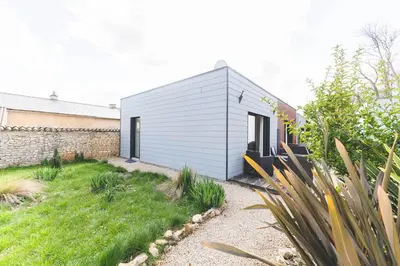 Jardin de l'établissement Le gite du marronnier