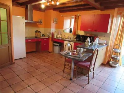 Cuisine ou kitchenette dans l'établissement Le moulin de chaume