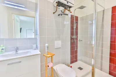 Salle de bains dans l'établissement Le Saint Colette #Parking privé et sécurisé