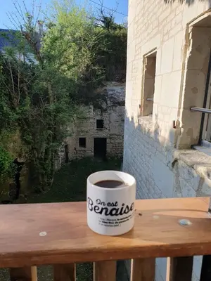 Balcon ou terrasse dans l'établissement Studio cosy & ses troglos 
