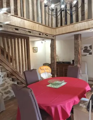 Coin salon dans l'établissement Les Rossignols