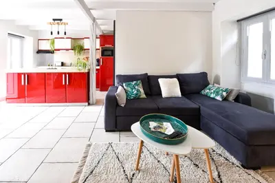 Cuisine ou kitchenette dans l'établissement L'Échappée Niortaise by CozyLife