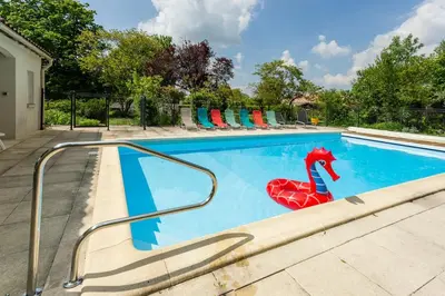 Piscine de l'établissement House for 13 people, heated pool, bocce court ou située à proximité