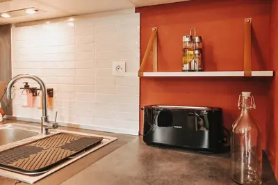 Cuisine ou kitchenette dans l'établissement Le Cocon Carmel by CozyLife