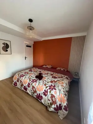 Un ou plusieurs lits dans un hébergement de l'établissement Logement autonome pour 2 à 4 personnes