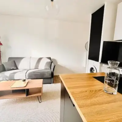 Bright apartment near the port of La Rochelle