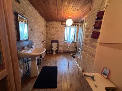 Salle de bains dans l'établissement Maison de campagne