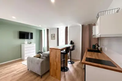 Cuisine ou kitchenette dans l'établissement La parenthèse