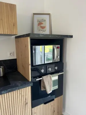 Cuisine ou kitchenette dans l'établissement La maison du viaduc