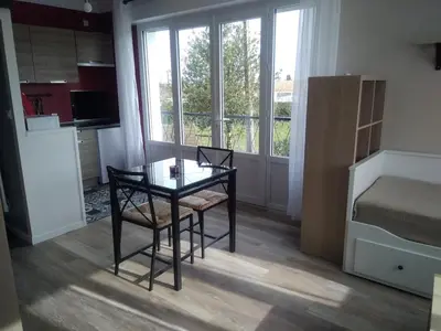 Cuisine ou kitchenette dans l'établissement La Bastille 3