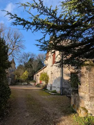 Jardin de l'établissement Gite au Château de la Tour à 15 minutes du Futuroscope