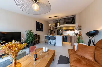 Cuisine ou kitchenette dans l'établissement Le Picasso - A 10 min de La Rochelle