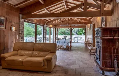 Coin salon dans l'établissement Pet Friendly Home In Lonnes