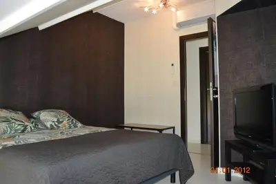 Télévision ou salle de divertissement dans l'établissement 10 min from Futuroscope, contemporary villa!