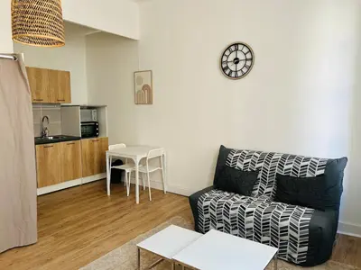 Cuisine ou kitchenette dans l'établissement Hyper Centre Appartement Wifi