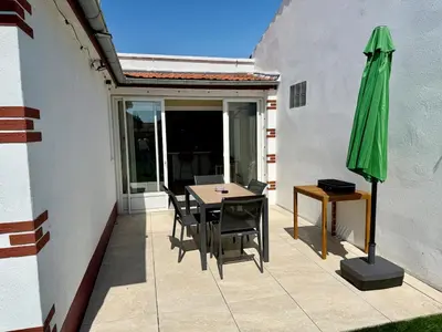Balcon ou terrasse dans l'établissement Comfortable stay, sea & beach within walking distance