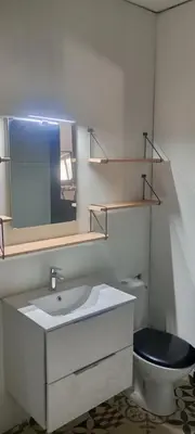 Salle de bains dans l'établissement Appartement C - Centre PONS