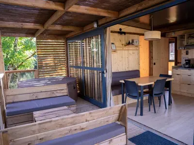 Plan de l'établissement Cabane bucolique avec wifi, animaux admis, parking - FR-1-653-287