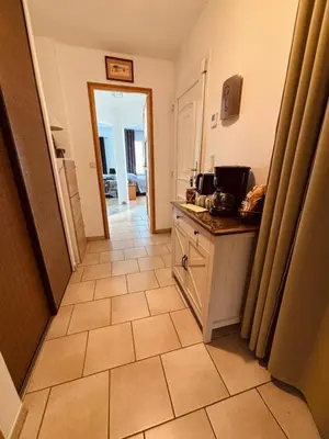 Cuisine ou kitchenette dans l'établissement chambres d'hôtes au calme avec piscine