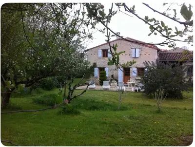 Jardin de l'établissement Maison SAINT AMANT DE BOIXE