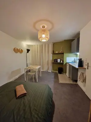 Cuisine ou kitchenette dans l'établissement Une escapade poitevine