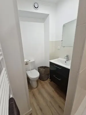 Salle de bains dans l'établissement Une escapade poitevine