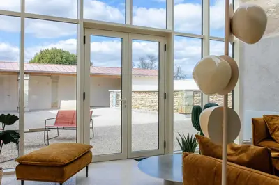 Coin salon dans l'établissement CASA ioio