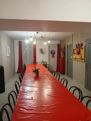 Espace de conférence ou salle de réunion dans l'établissement GITE en DEPLACEMENT UNIQUEMENT