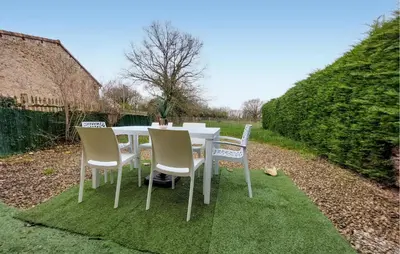 Jardin de l'établissement Charmante Maison À La Campagne