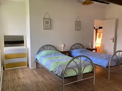 Un ou plusieurs lits dans un hébergement de l'établissement La maison du plessis