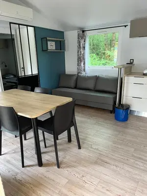 Cuisine ou kitchenette dans l'établissement Camping 3 étoiles - Piscine - ccbfa0c