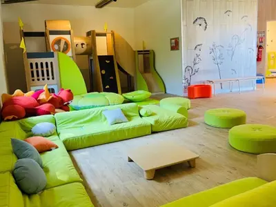 Coin salon dans l'établissement Chalet avec Terrasse - 4 personnes, Cuisine équipée - API-1-52-1335
