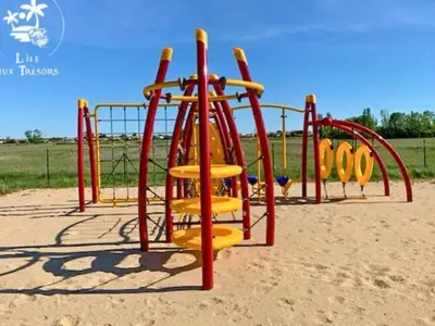Aire de jeux pour enfants de l'établissement Mobil Home 4 pers - Terrasse - API-1-52-1635