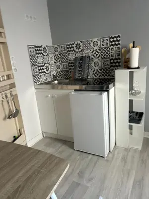 Cuisine ou kitchenette dans l'établissement Chez Elie
