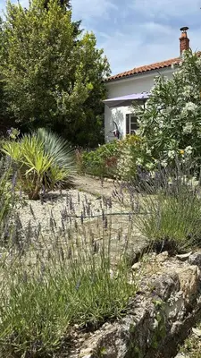 Jardin de l'établissement Le Blanc Spa