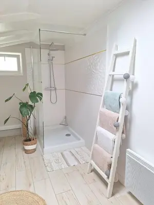 Salle de bains dans l'établissement Gîte Florène à la campagne