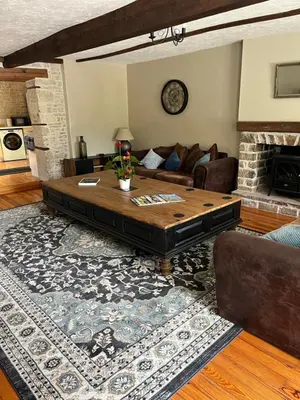 Coin salon dans l'établissement le gite du vieux puits