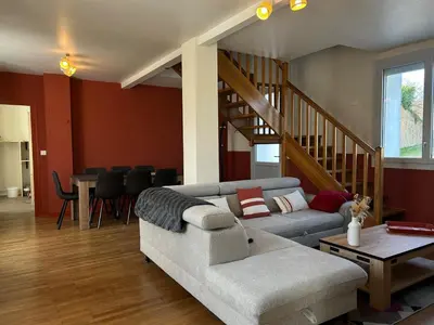 Coin salon dans l'établissement PARTHENAY, Maison 3 chambres, 8 voyageurs
