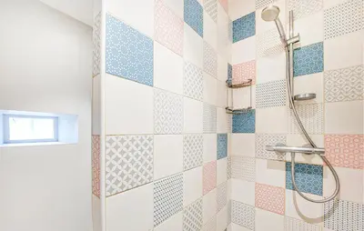 Salle de bains dans l'établissement Charmante Maison Au Calme